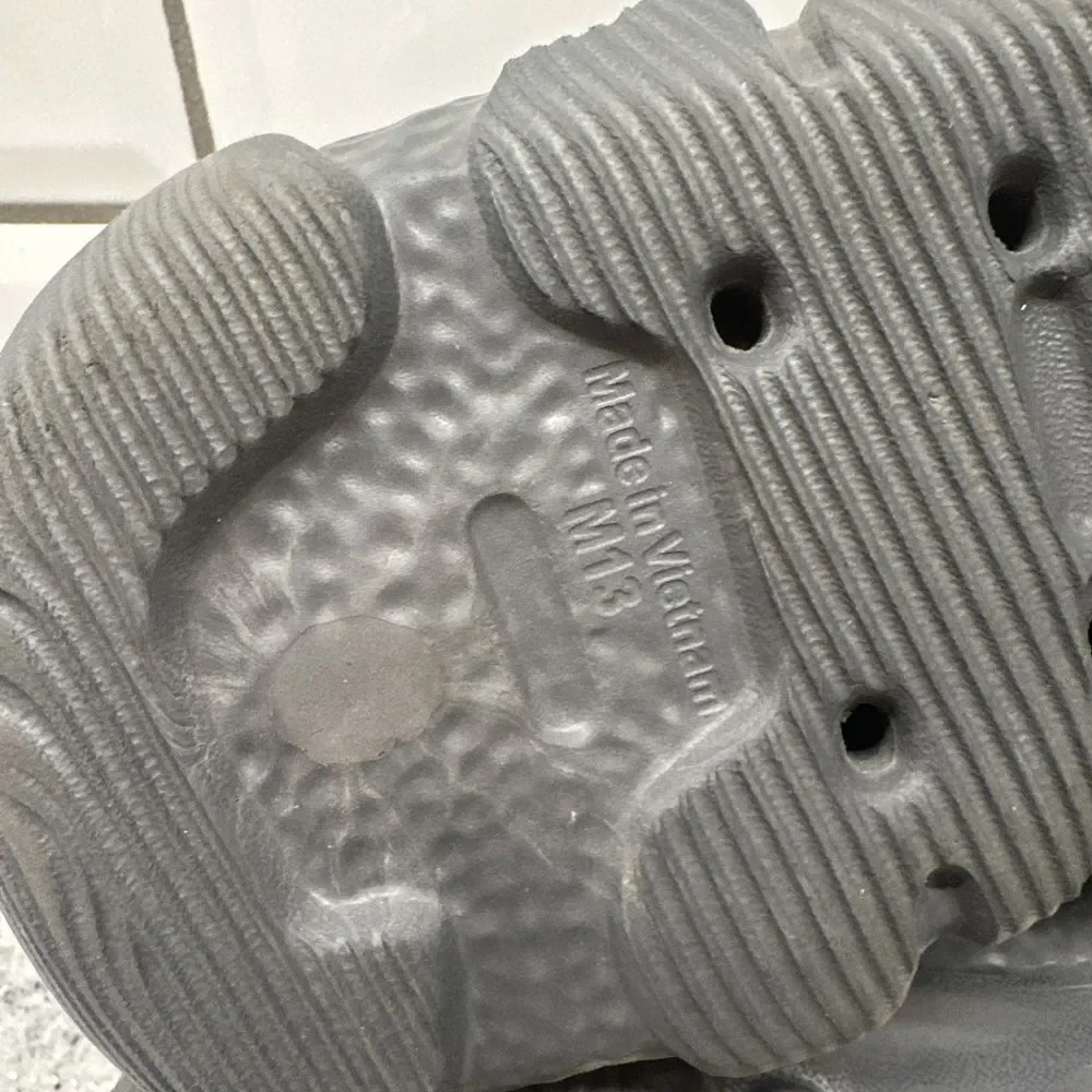 Nike Gray ispa sandals slides - Picture 6 of 11